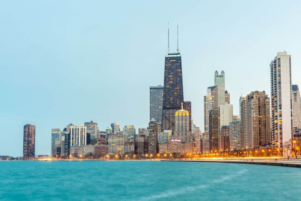 Chicago's serene waterfront skyline at dusk, a romantic backdrop for couples on a babymoon in Chicago.